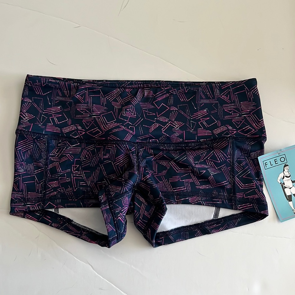 Small, FLEO, low rise contour (LRC) excellent used condition!  NWT!